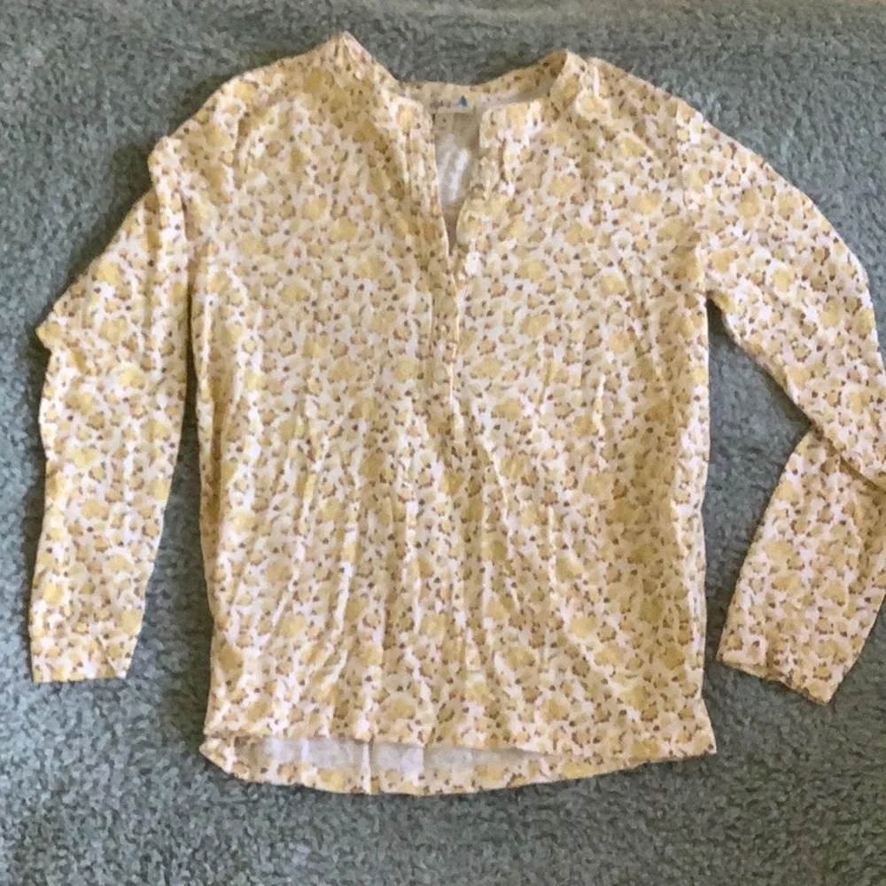 Style & Co Yellow Roses Floral Long Sleeved Tee Shirt Resale Size Medium - Picture 1 of 16